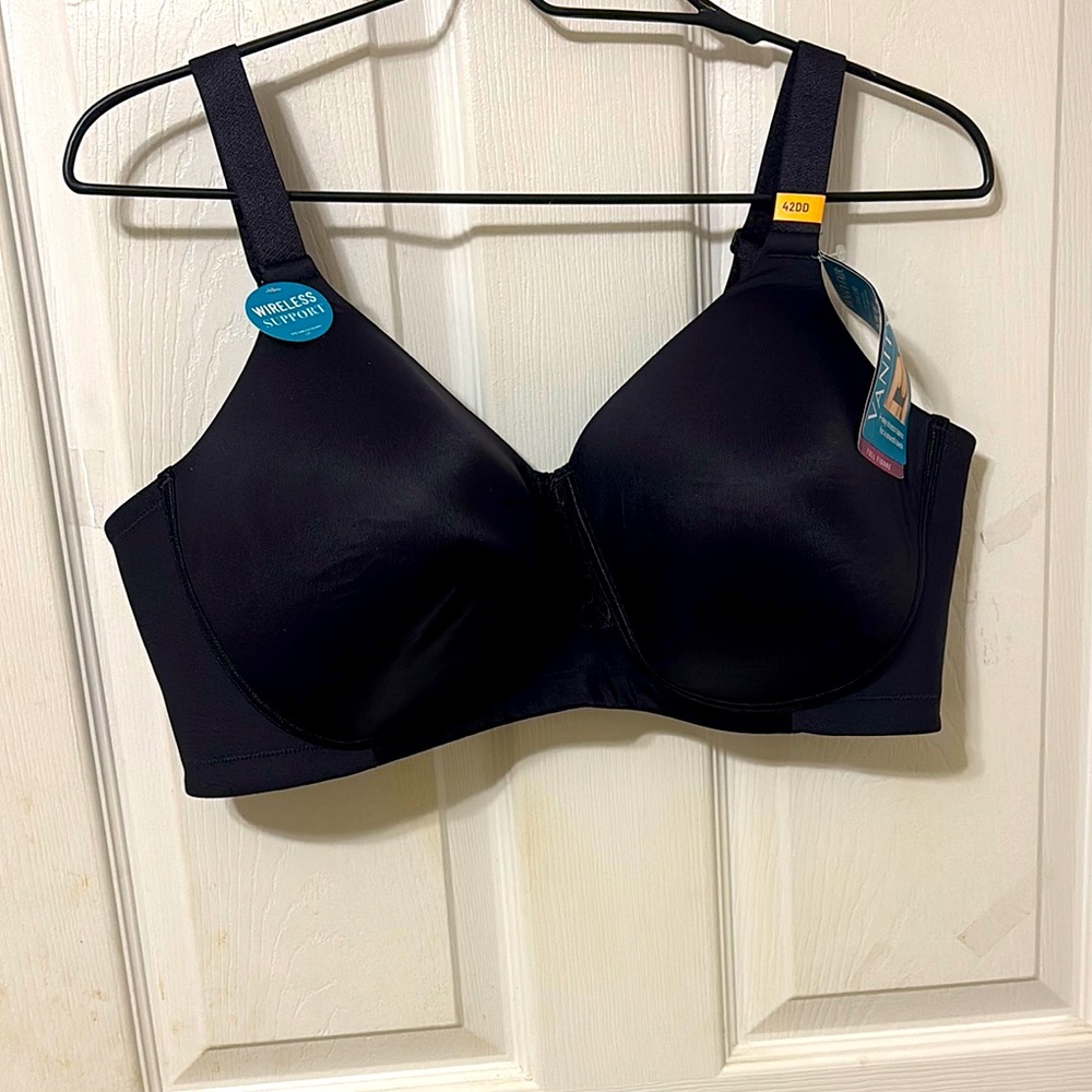 Vanity Fair Wireless Support Full-Coverage T-Shirt Bra — Black. Sz 42 DD